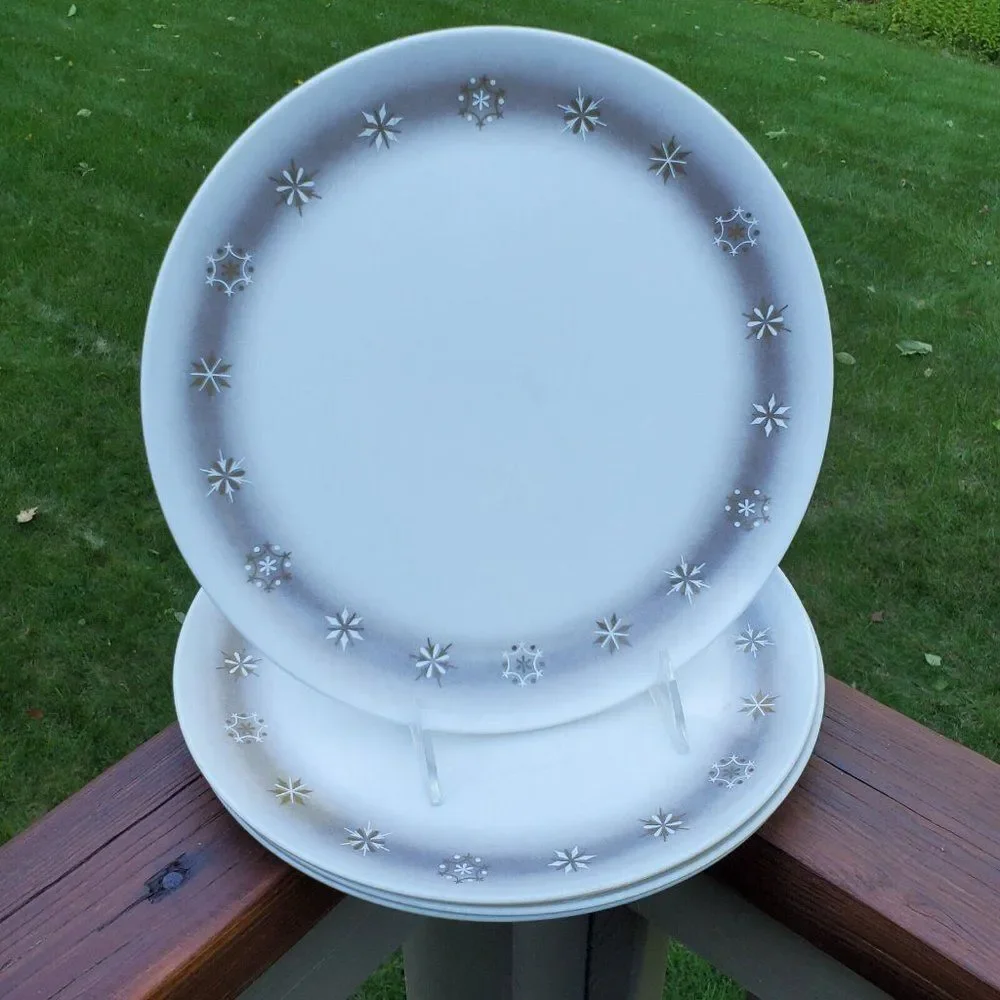 8 ONEIDA DELUXE MCM Melamine Melmac Gold Atomic Snowflake Starburst Plates Lot